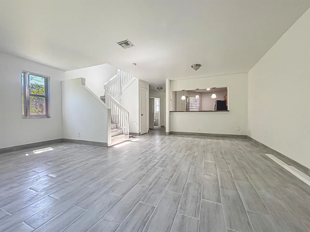 11401 NW 45th Street #11401 Coral Springs, FL 33065
