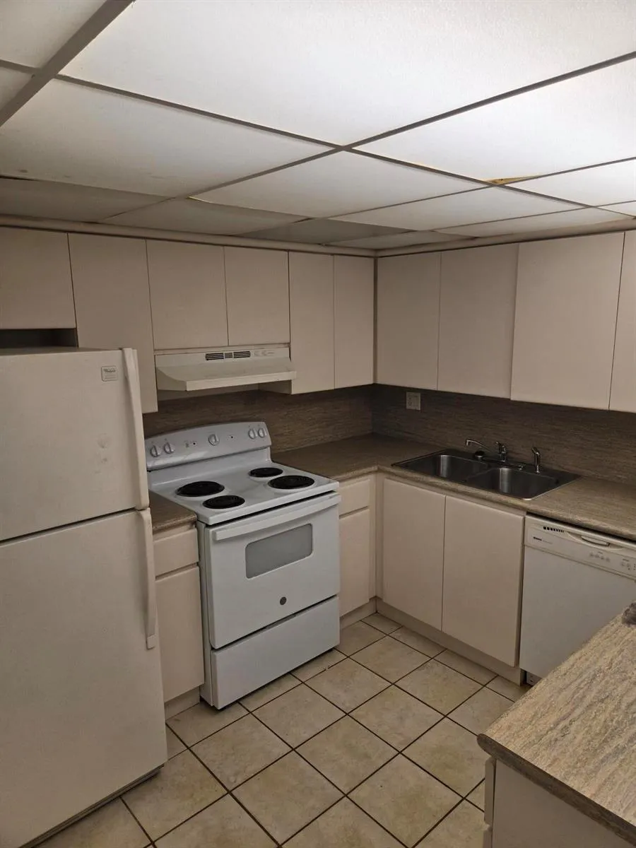 3714 SW 60th Terrace #28 Davie, FL 33314