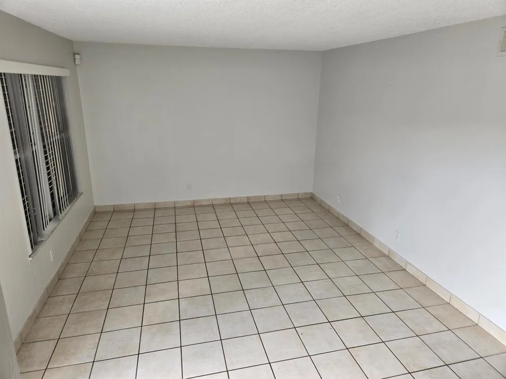 3714 SW 60th Terrace #28 Davie, FL 33314
