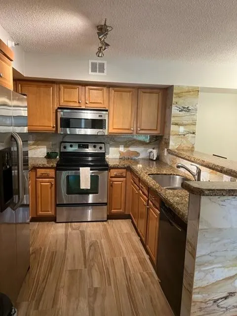 160 Yacht Club 206 Way #206 Hypoluxo, FL 33462