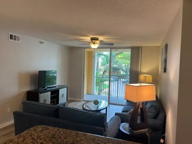 160 Yacht Club 206 Way #206 Hypoluxo, FL 33462