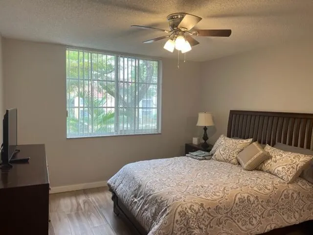 160 Yacht Club 206 Way #206 Hypoluxo, FL 33462