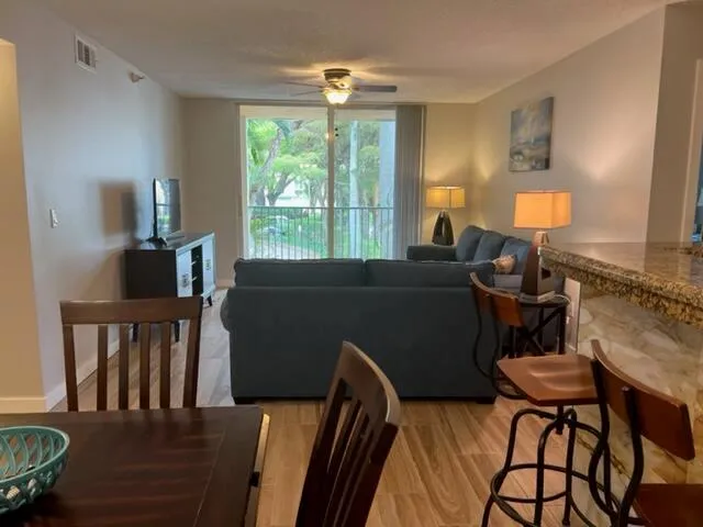 160 Yacht Club 206 Way #206 Hypoluxo, FL 33462