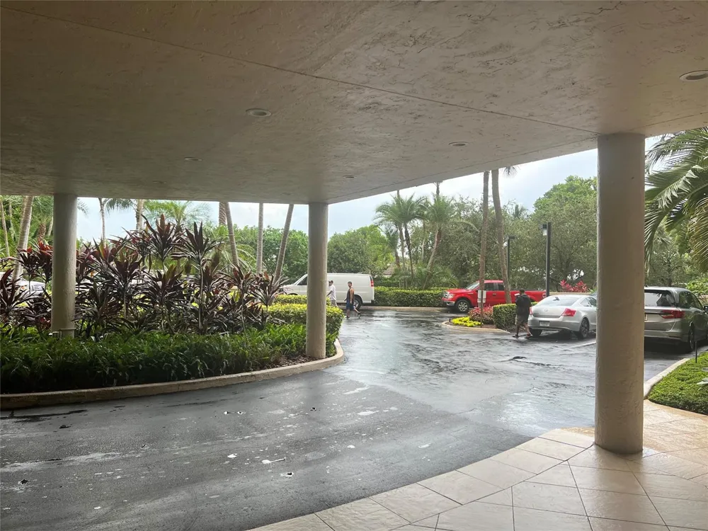5100 Ocean Boulevard #1115 Lauderdale By The Sea, FL 33308