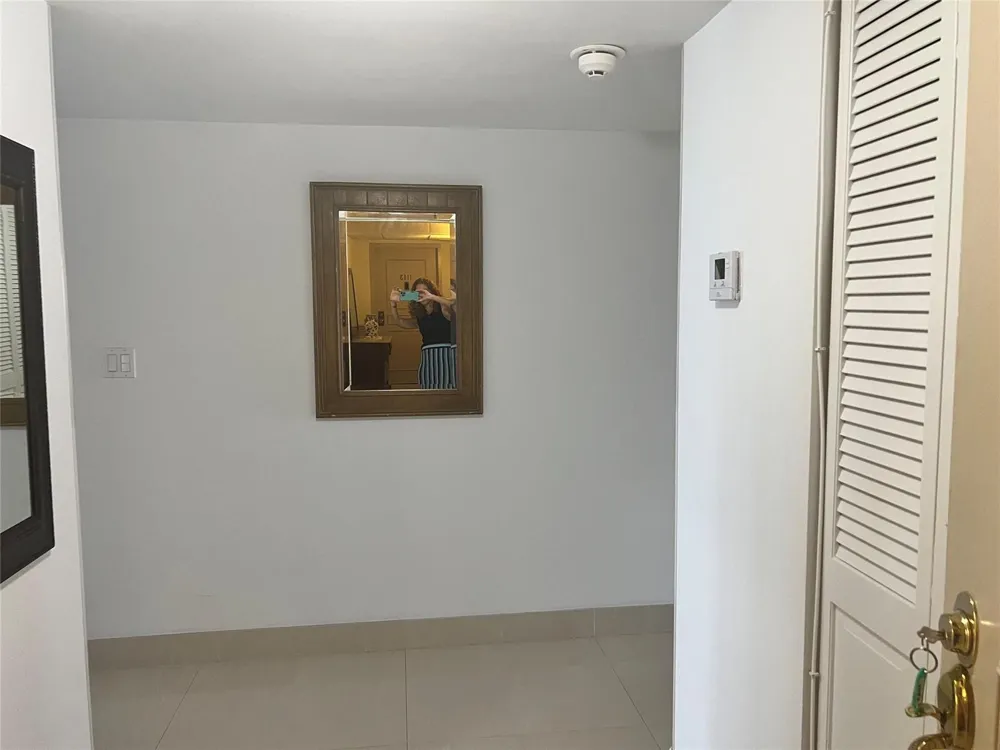 5100 Ocean Boulevard #1115 Lauderdale By The Sea, FL 33308
