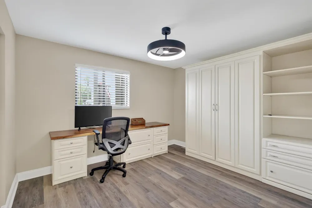 1600 NE Dixie Highway #9 104 Jensen Beach, FL 34957