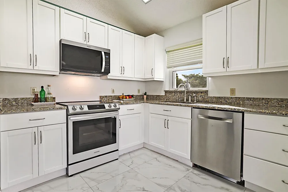 7852 Lake Champlain Court Delray Beach, FL 33446