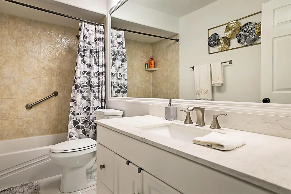 7852 Lake Champlain Court Delray Beach, FL 33446