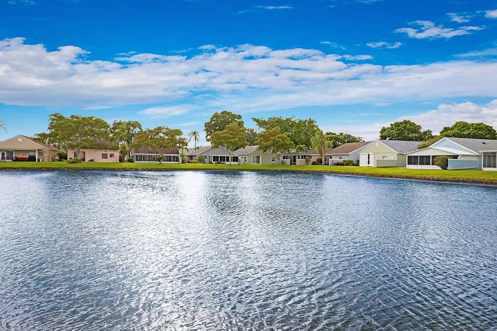 7852 Lake Champlain Court Delray Beach, FL 33446