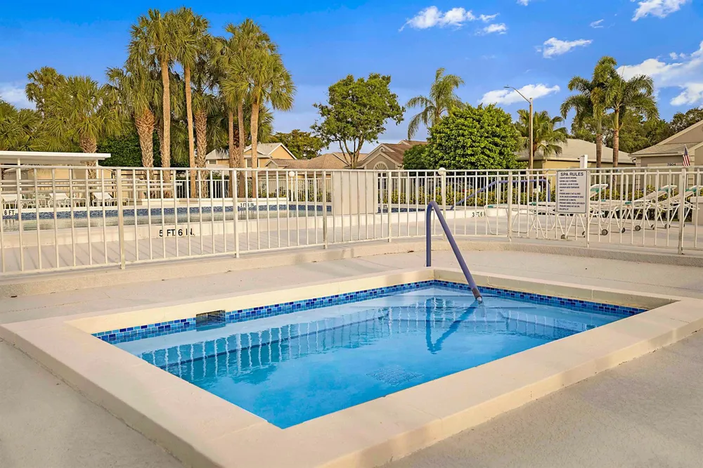 7852 Lake Champlain Court Delray Beach, FL 33446
