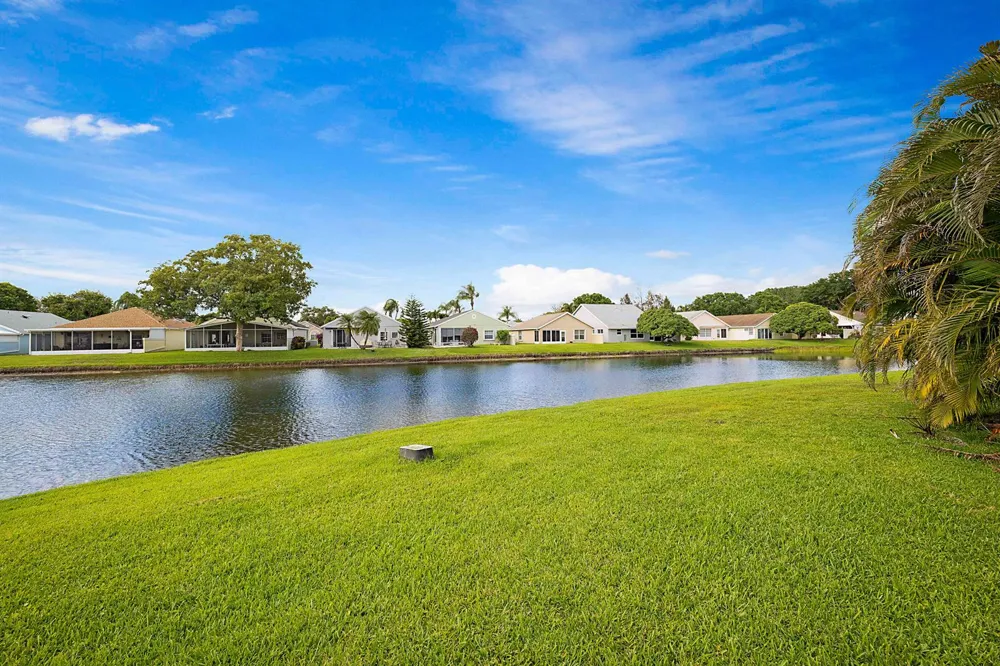 7852 Lake Champlain Court Delray Beach, FL 33446