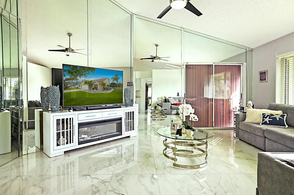 7852 Lake Champlain Court Delray Beach, FL 33446