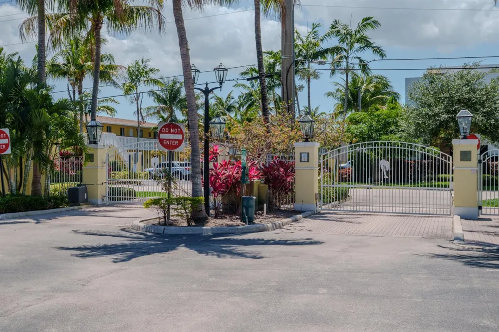 2660 NE 8th Avenue #106 Wilton Manors, FL 33334