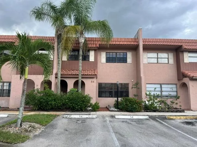 54 Matador Lane Davie, FL 33324