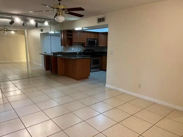 54 Matador Lane Davie, FL 33324
