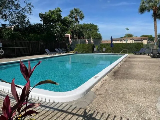 54 Matador Lane Davie, FL 33324