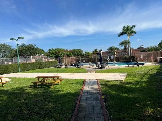 54 Matador Lane Davie, FL 33324