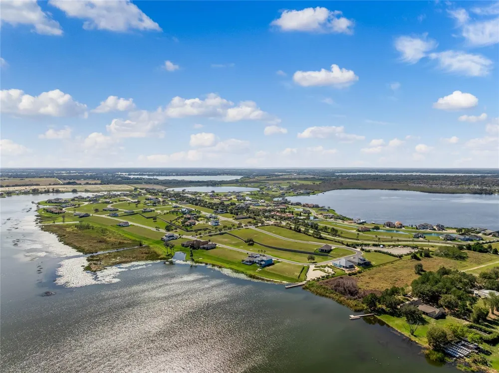 535 ADAMS VIEW LANE Auburndale, FL 33823