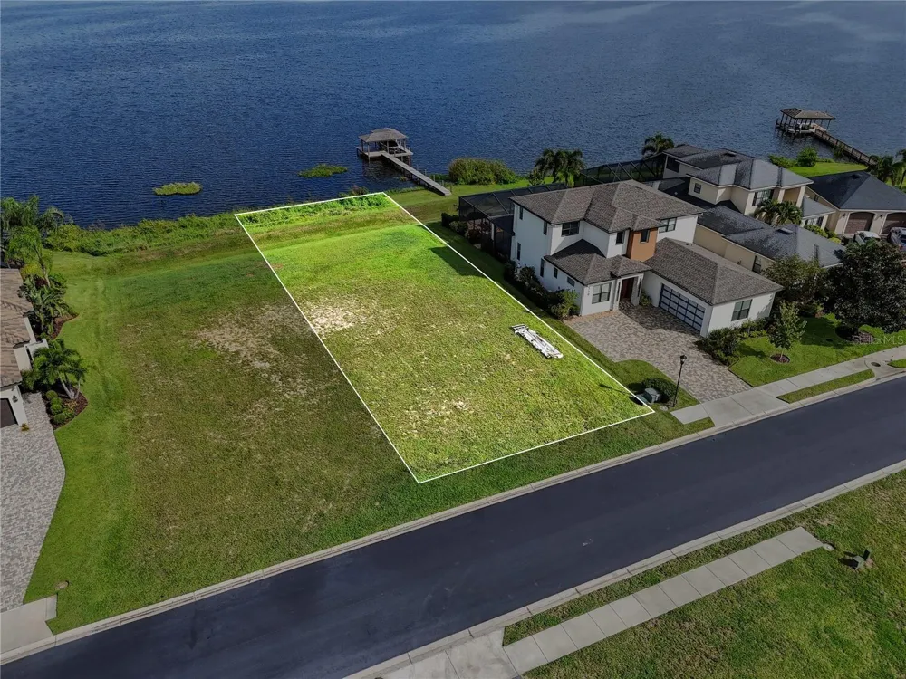 535 ADAMS VIEW LANE Auburndale, FL 33823