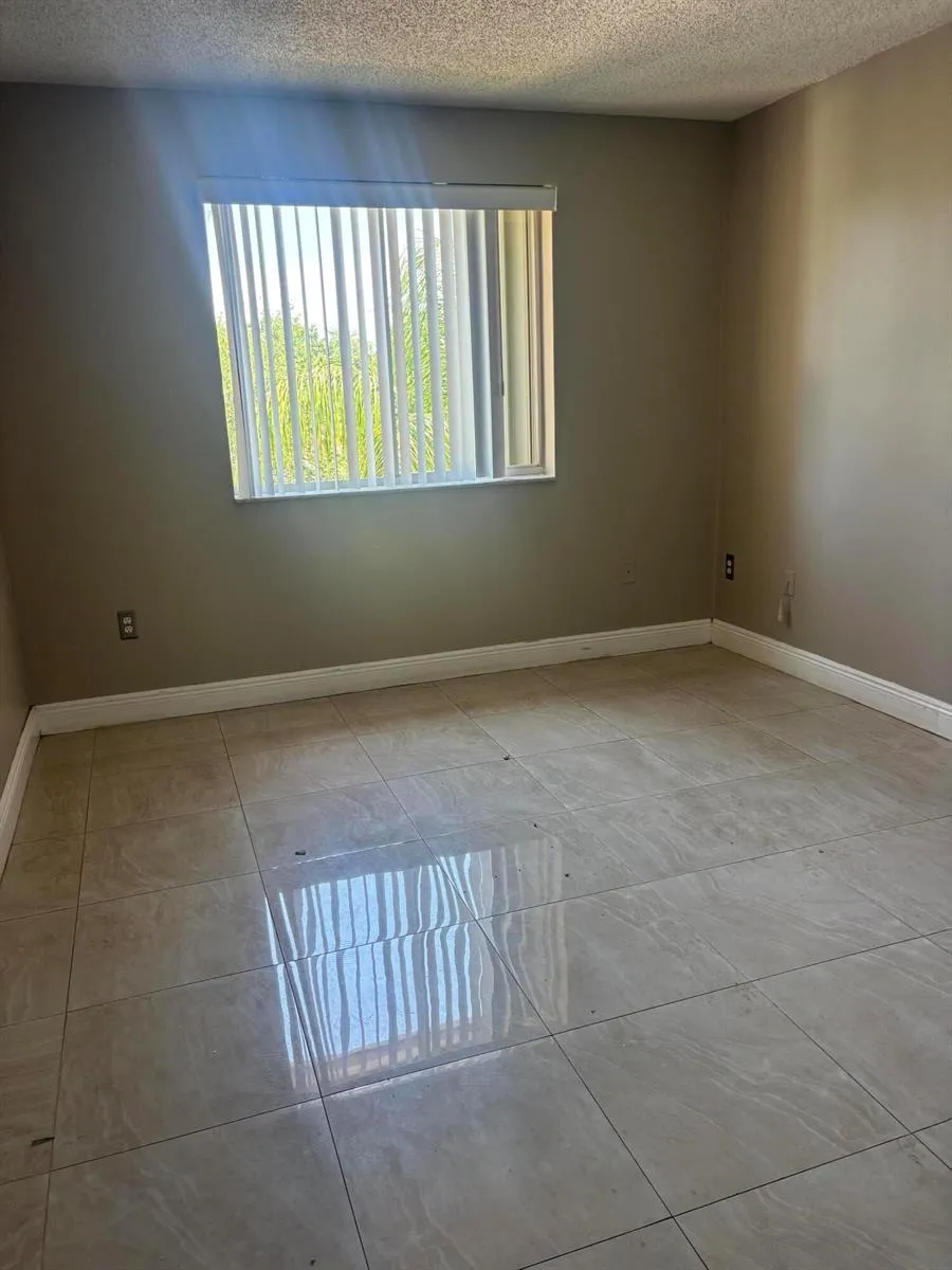 3854 Lyons Road #309-5 Coconut Creek, FL 33073