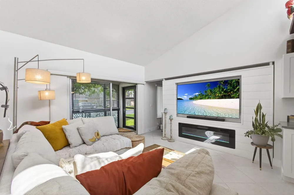 2532 S Boundbrook Dr S #102 Palm Springs, FL 33406