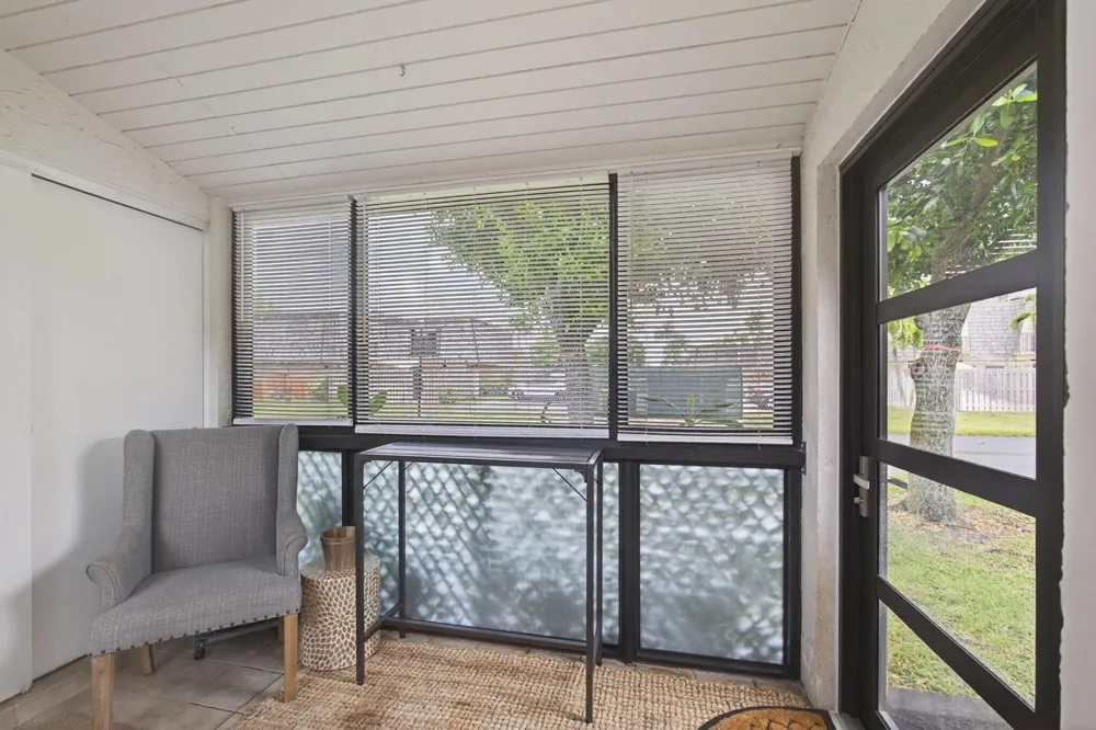 2532 S Boundbrook Dr S #102 Palm Springs, FL 33406