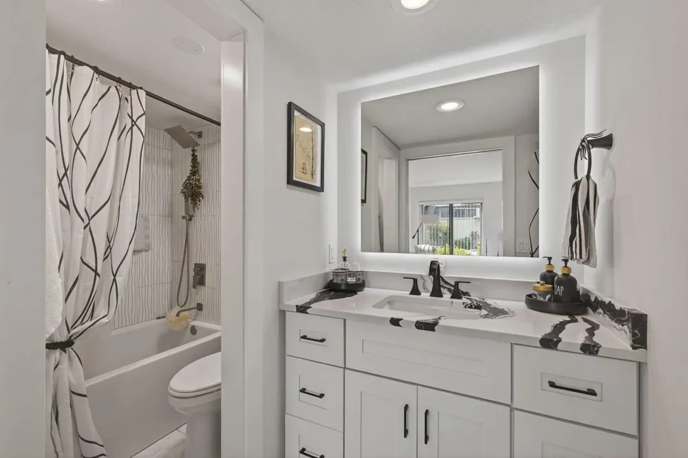2532 S Boundbrook Dr S #102 Palm Springs, FL 33406
