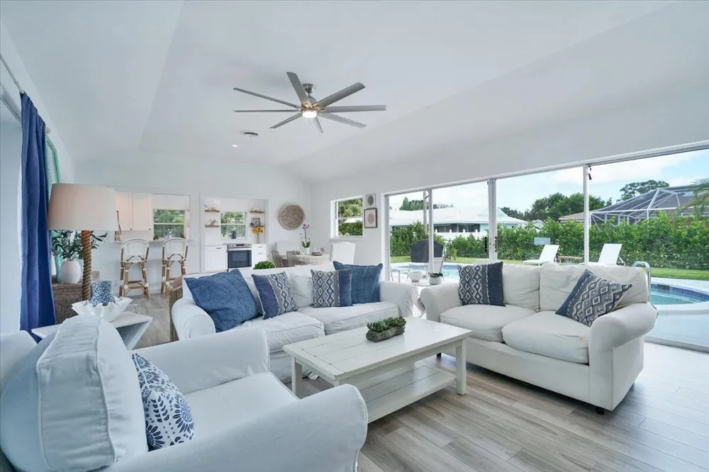 76 W Fairview W Tequesta, FL 33469