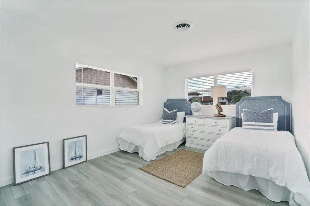 76 W Fairview W Tequesta, FL 33469