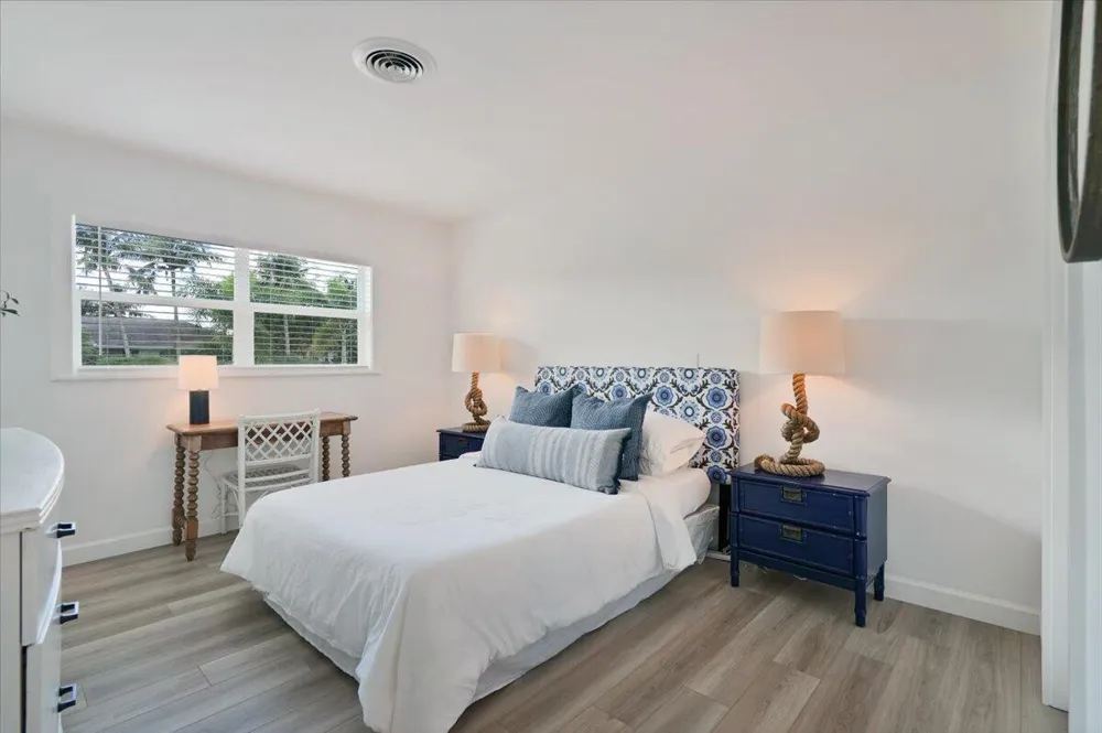 76 W Fairview W Tequesta, FL 33469