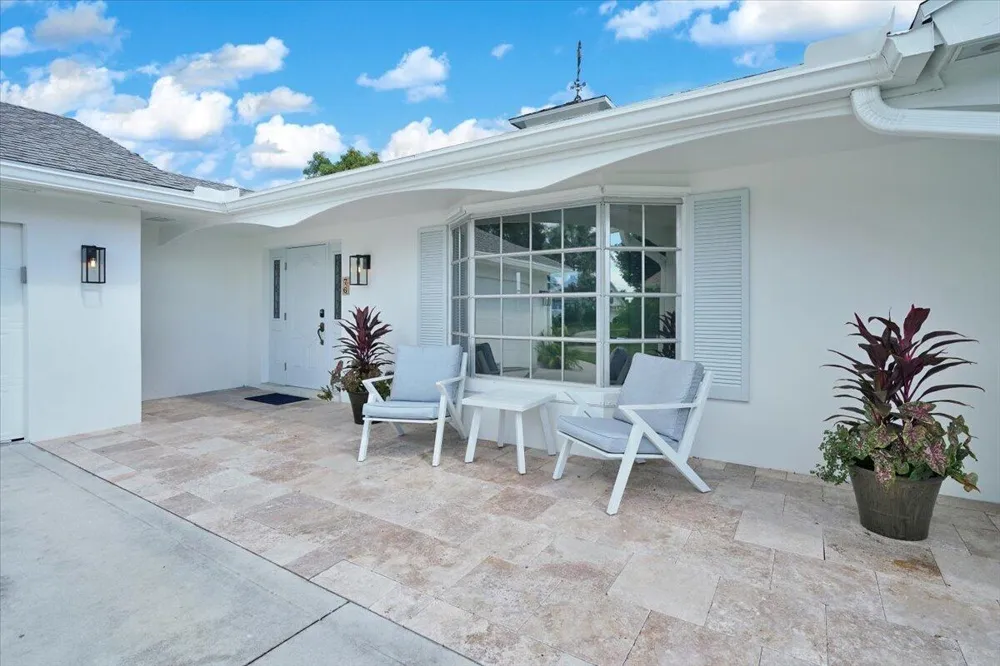 76 W Fairview W Tequesta, FL 33469