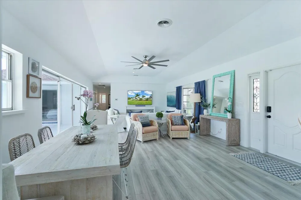 76 W Fairview W Tequesta, FL 33469