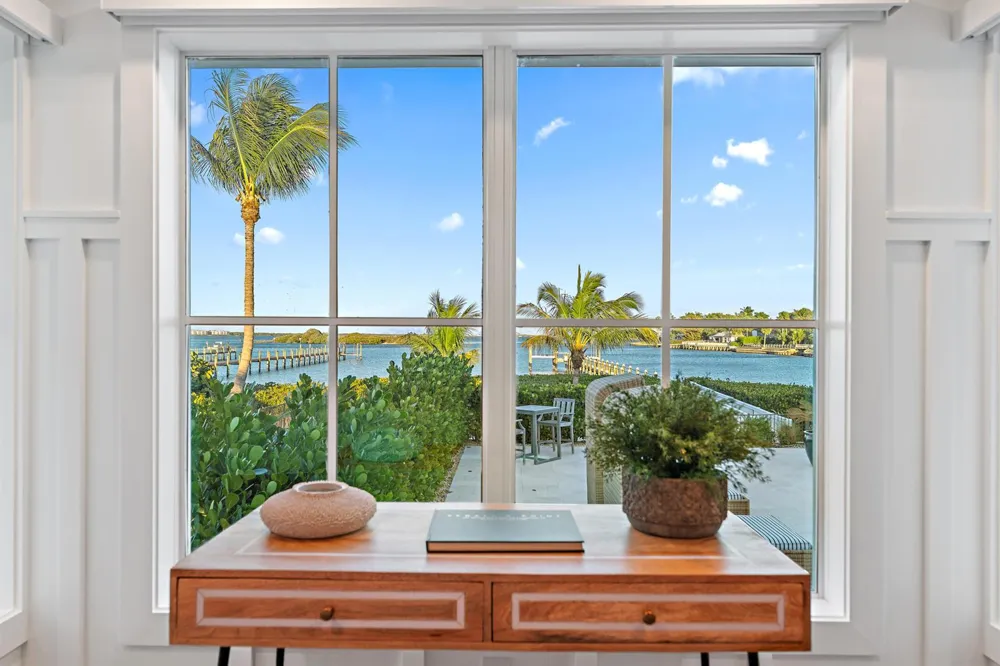 116 S Sewalls Point Road Sewalls Point, FL 34996