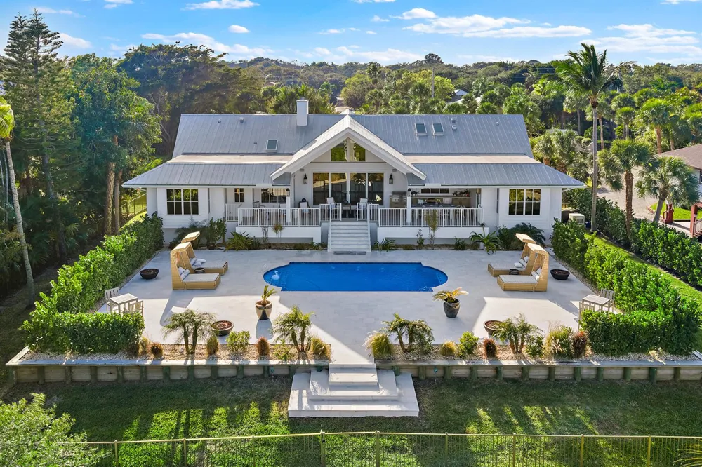 116 S Sewalls Point Road Sewalls Point, FL 34996