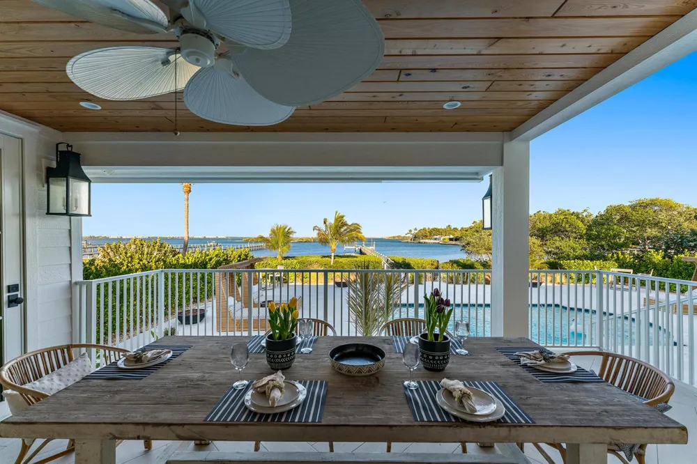 116 S Sewalls Point Road Sewalls Point, FL 34996