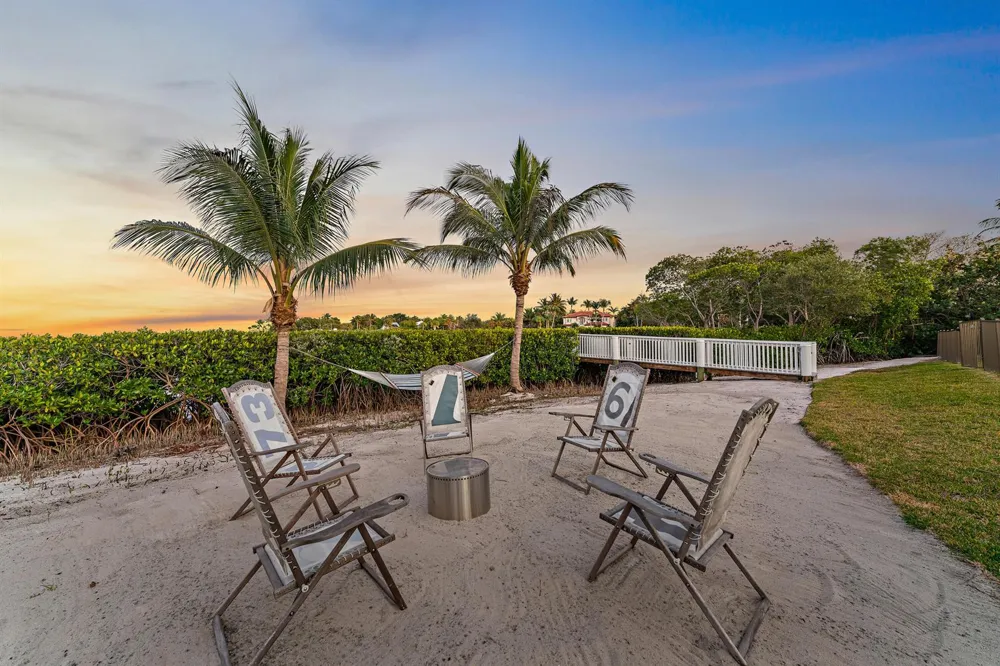 116 S Sewalls Point Road Sewalls Point, FL 34996