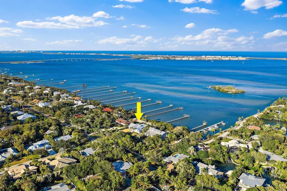 116 S Sewalls Point Road Sewalls Point, FL 34996