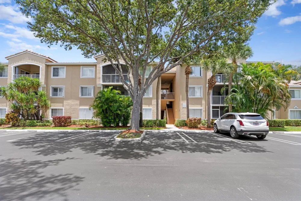 272 Village Boulevard #7109 Tequesta, FL 33469