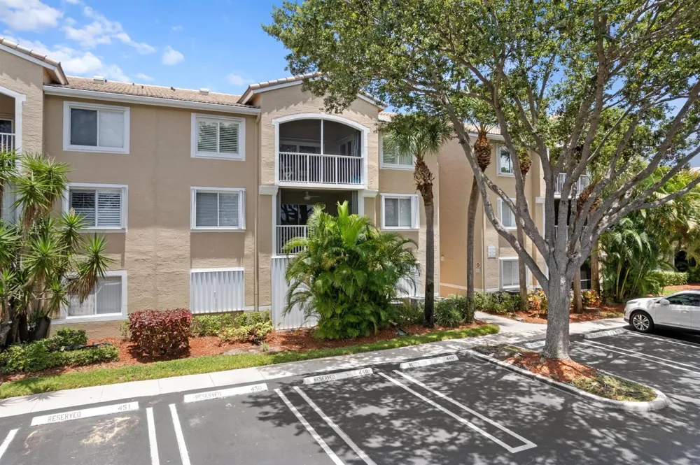 272 Village Boulevard #7109 Tequesta, FL 33469