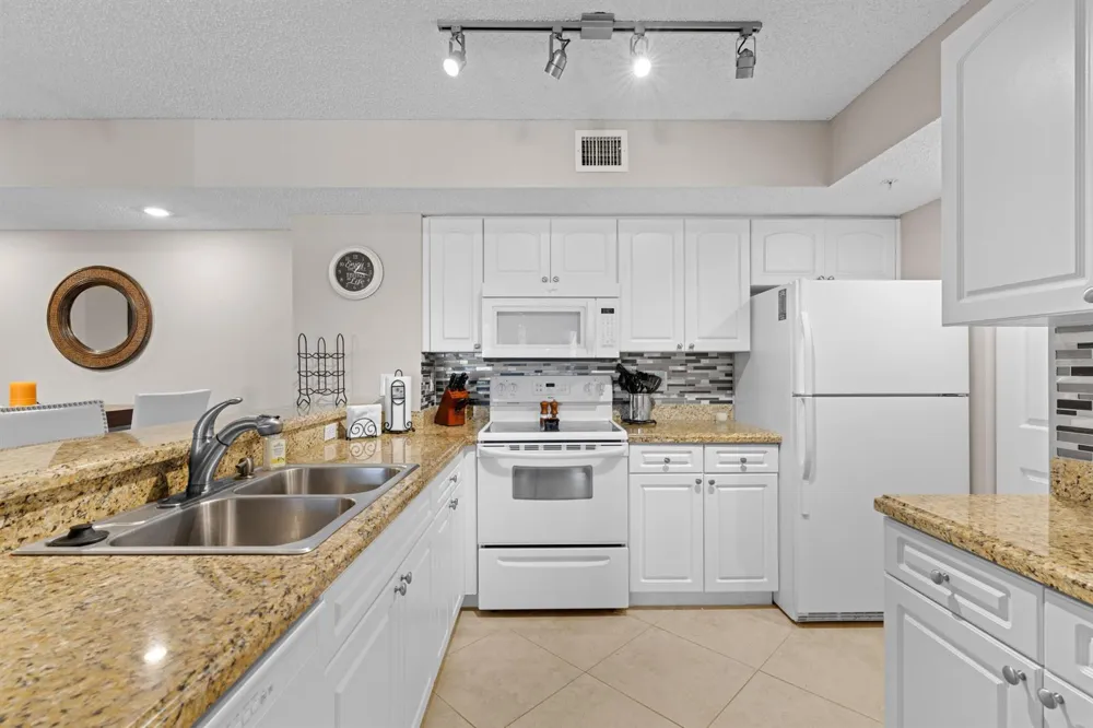 272 Village Boulevard #7109 Tequesta, FL 33469
