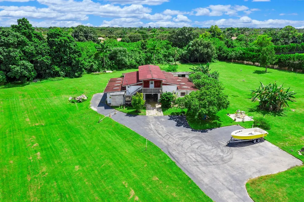 7600 NW 82nd Terrace Parkland, FL 33067