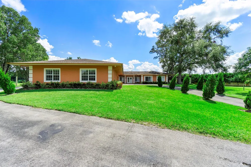 7600 NW 82nd Terrace Parkland, FL 33067