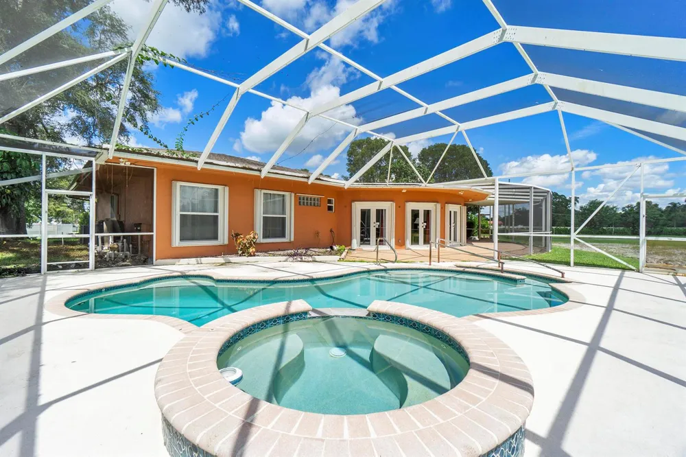 7600 NW 82nd Terrace Parkland, FL 33067