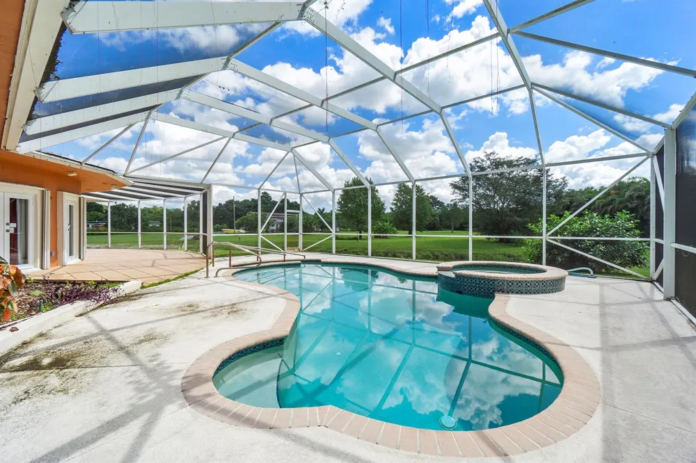 7600 NW 82nd Terrace Parkland, FL 33067