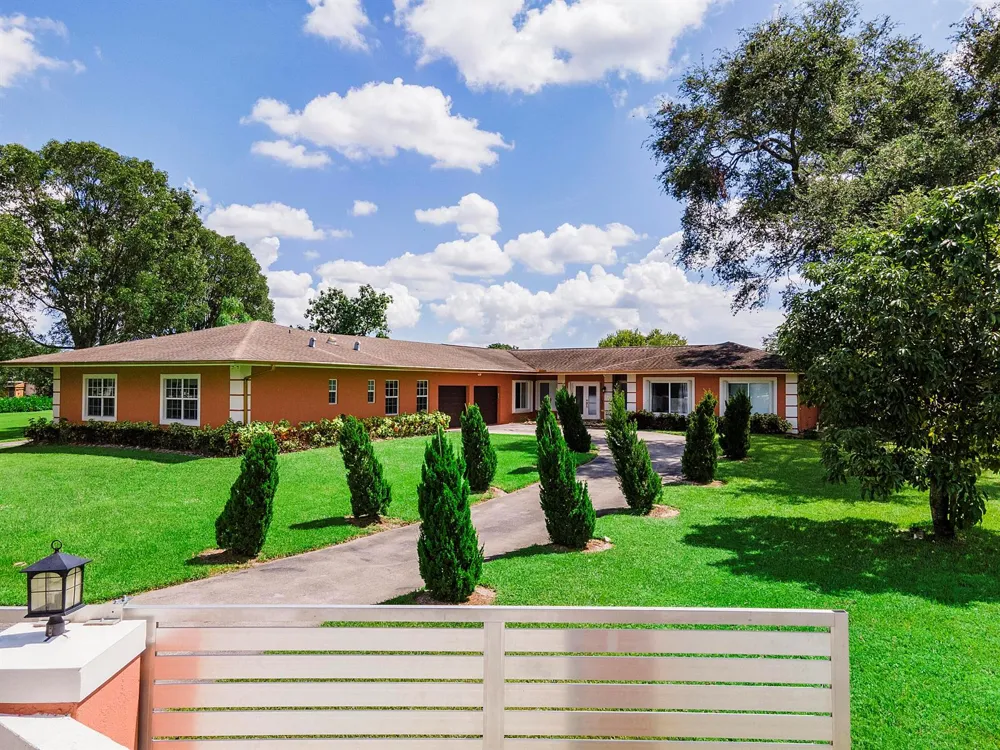 7600 NW 82nd Terrace Parkland, FL 33067