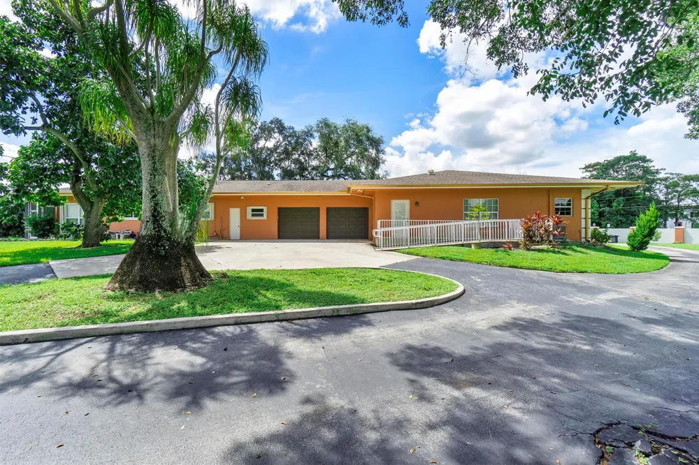 7600 NW 82nd Terrace Parkland, FL 33067