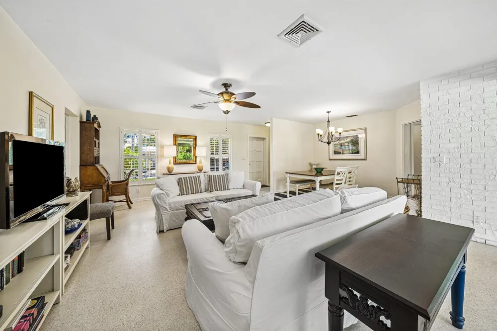 5550 Osprey Drive Ocean Ridge, FL 33435