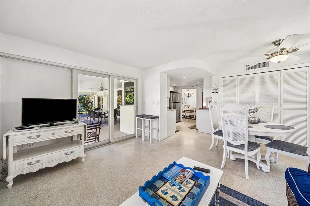 5550 Osprey Drive Ocean Ridge, FL 33435