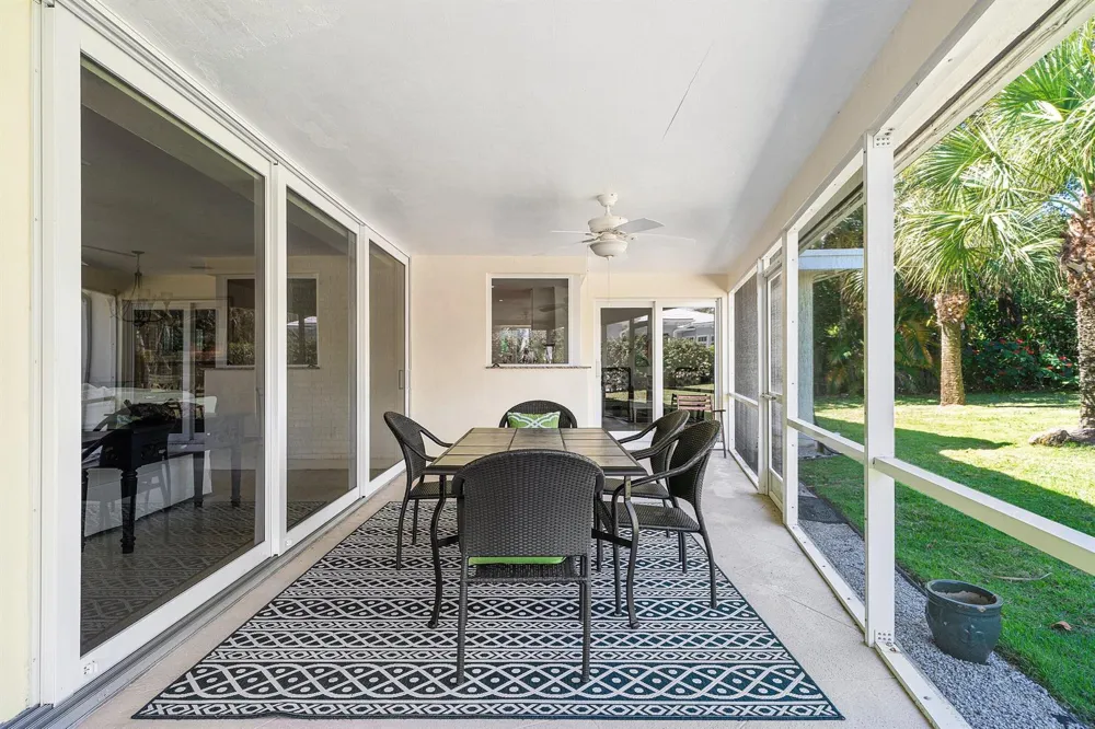 5550 Osprey Drive Ocean Ridge, FL 33435