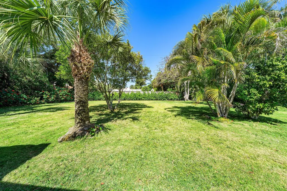5550 Osprey Drive Ocean Ridge, FL 33435